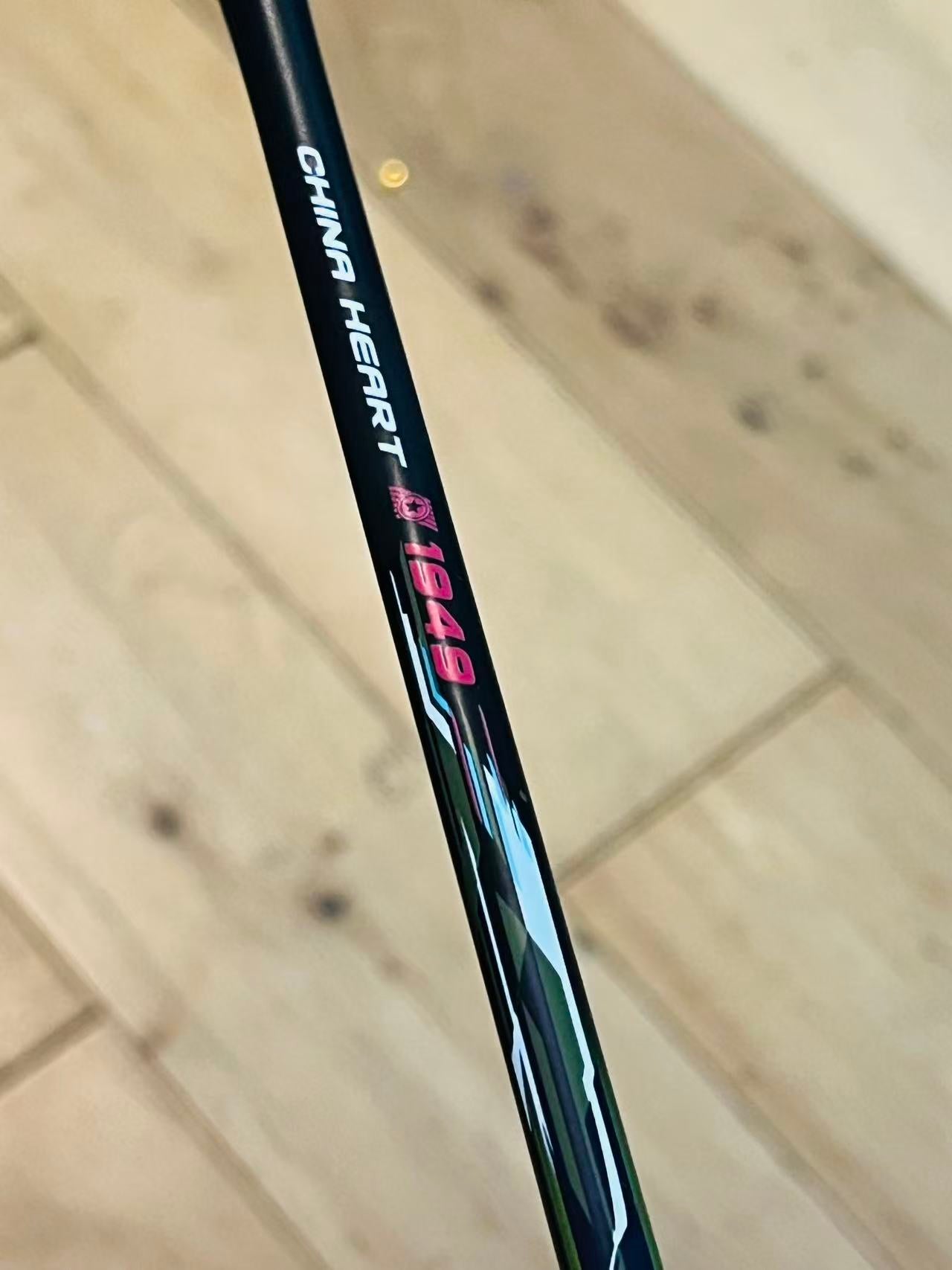 BONNY carbon fiber badminton racket 5U strung 25 lbs