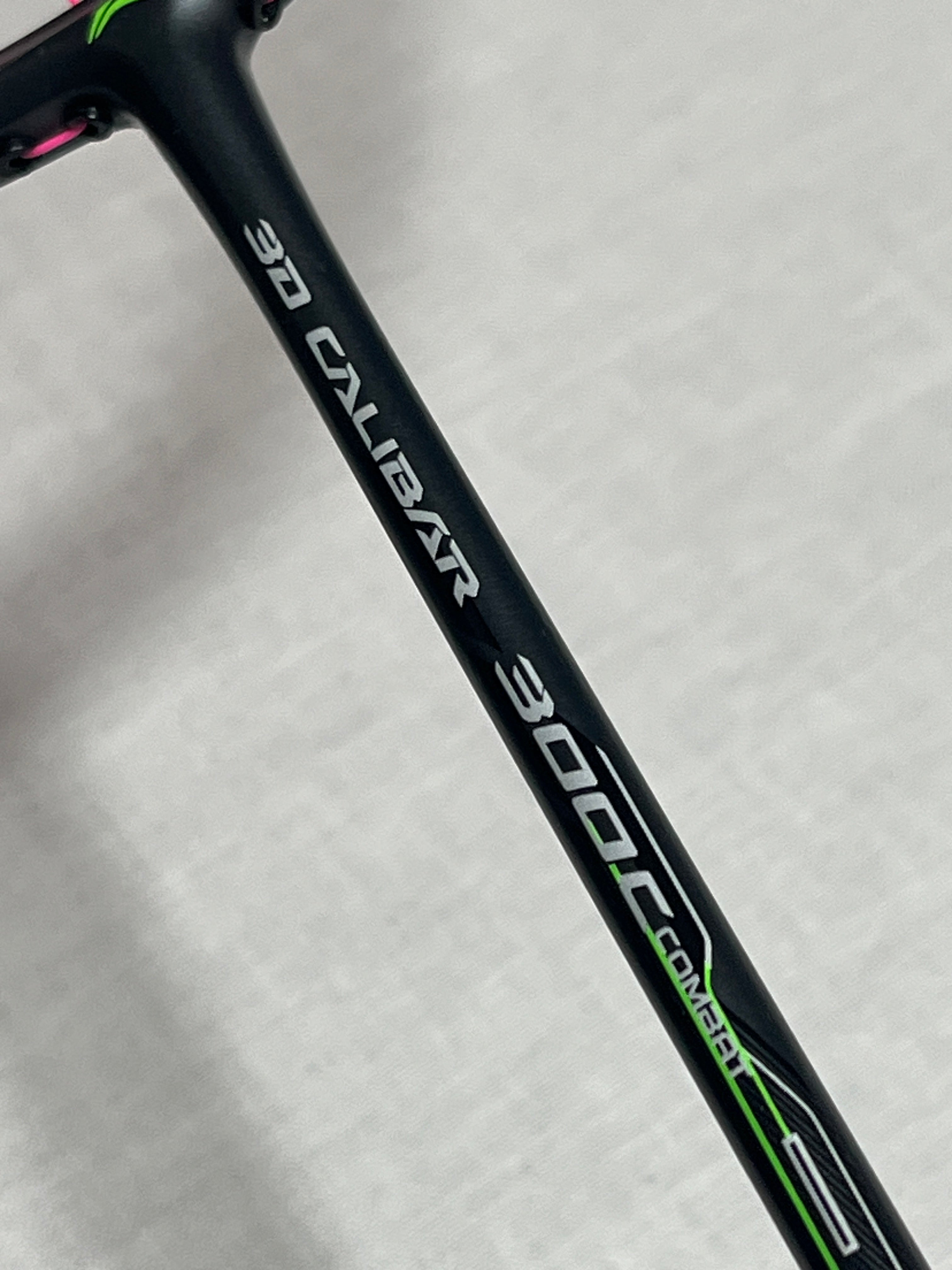 Li-Ning used 3D Calibar 300C badminton racket strung 25lbs