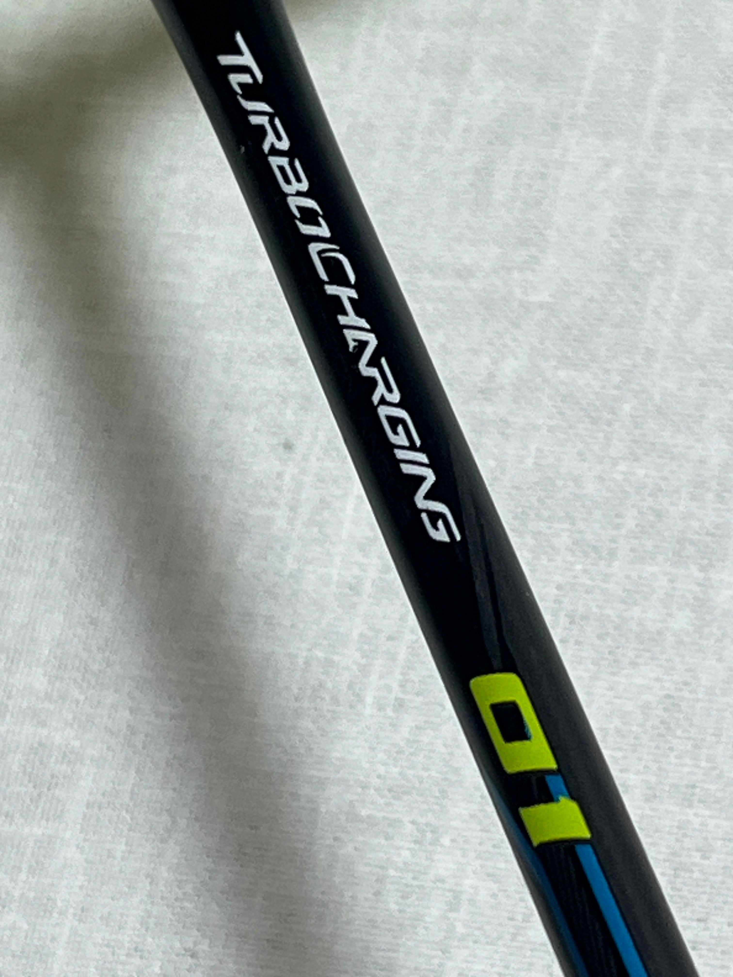 Li-Ning used badminton racket TURBOCHARGING 01 strung 26lbs(MAX 30lbs)