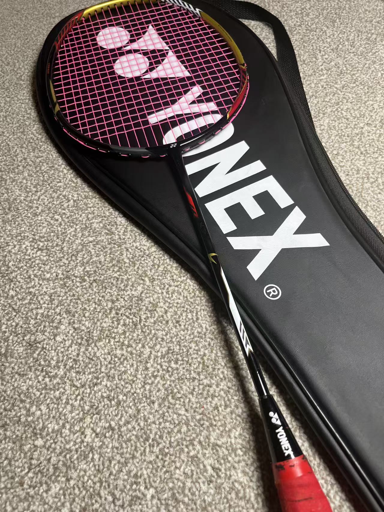 Yonex used Voltric VT3 badminton racket strung 4U 26lbs