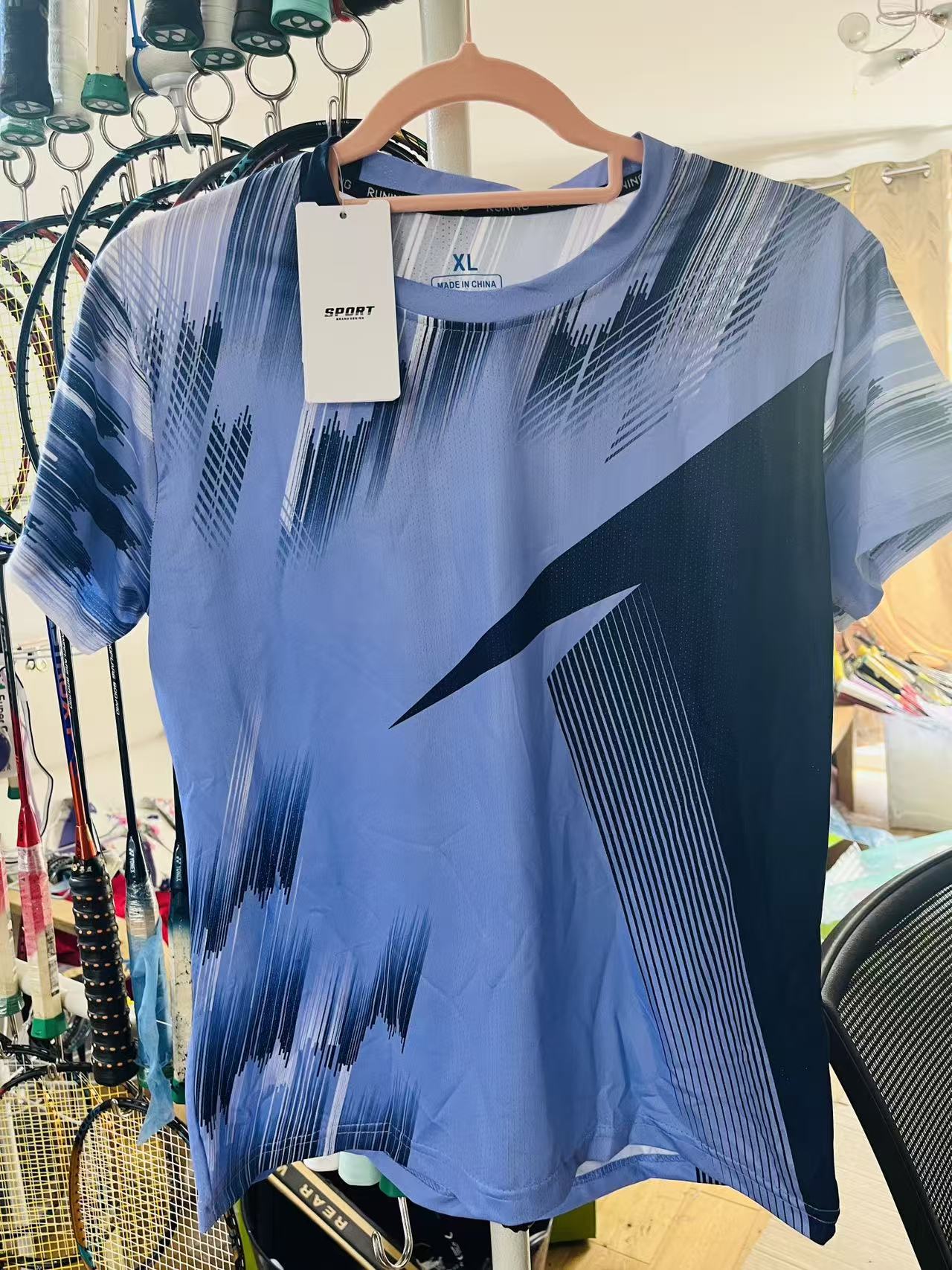 Badminton shirts ( DIXING brand) size M