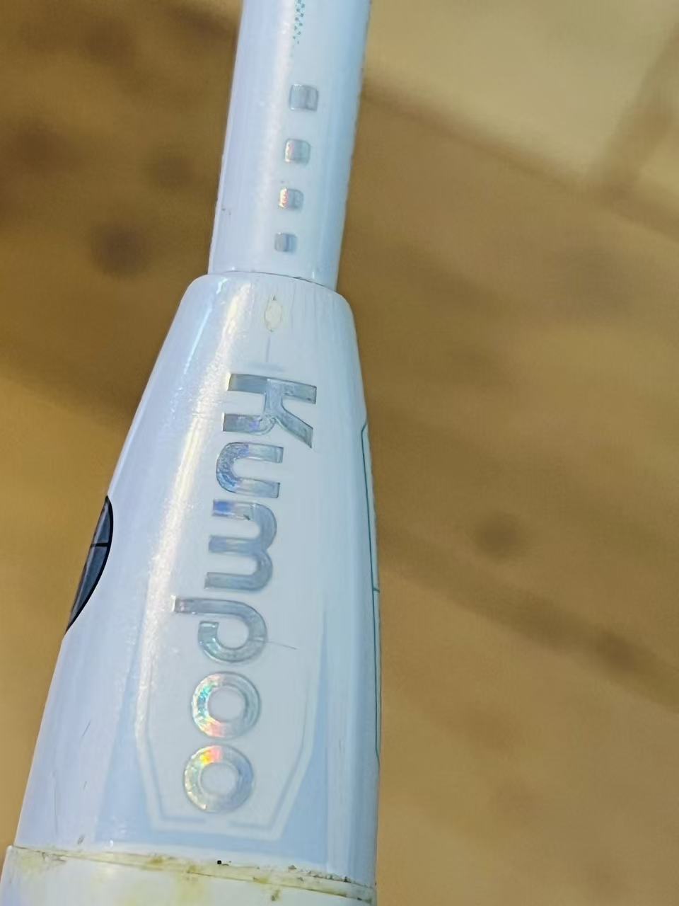 KUMPOO white carbon fiber badminton racket strung 24 lbs