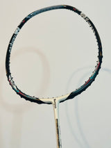 KUMPOO used carbon fiber badminton racket 4UG5 free restringing 24-30 lbs(max 35lbs)