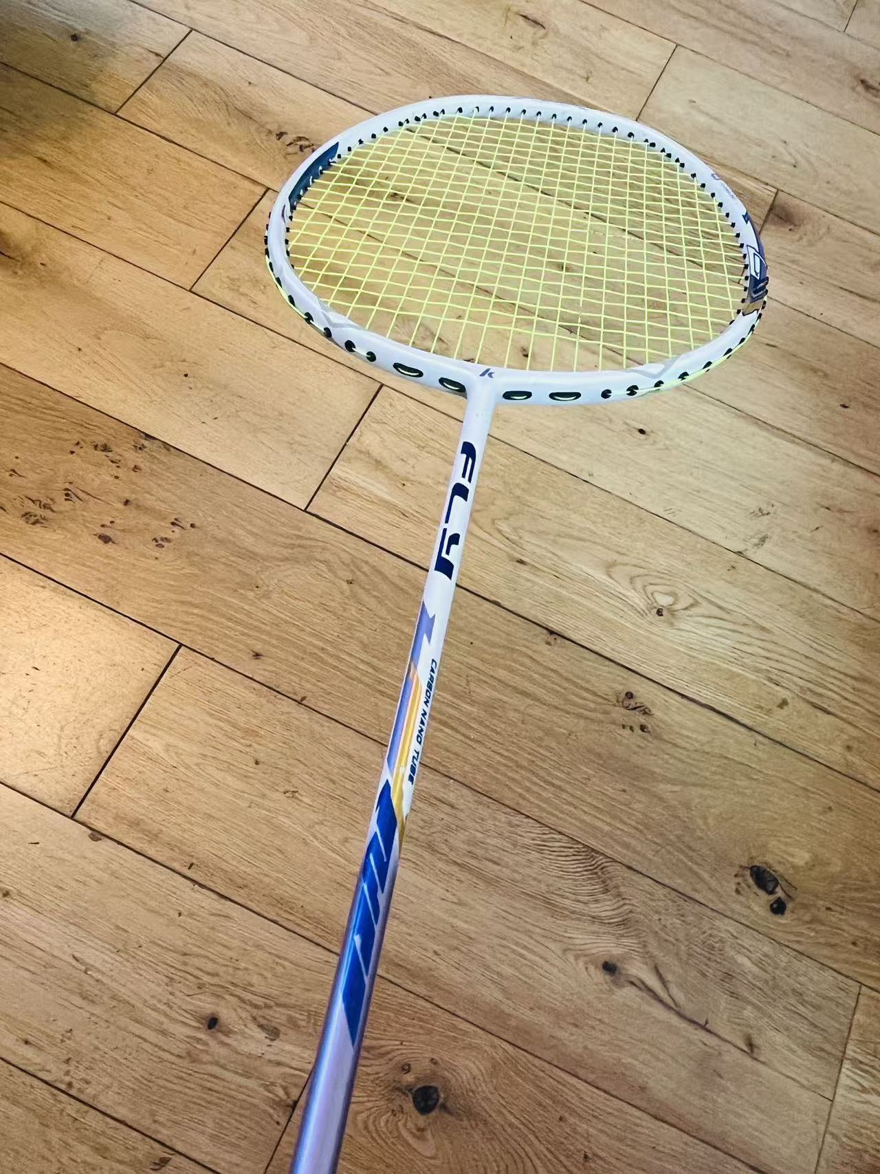 KUMPOO used carbon fiber badminton racket strung 24 lbs