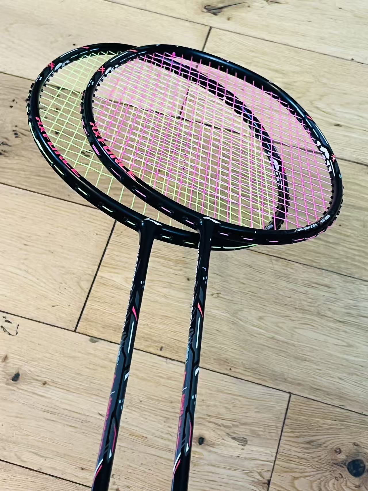 Li-Ning used AXFORCE CANNON double rackets unit