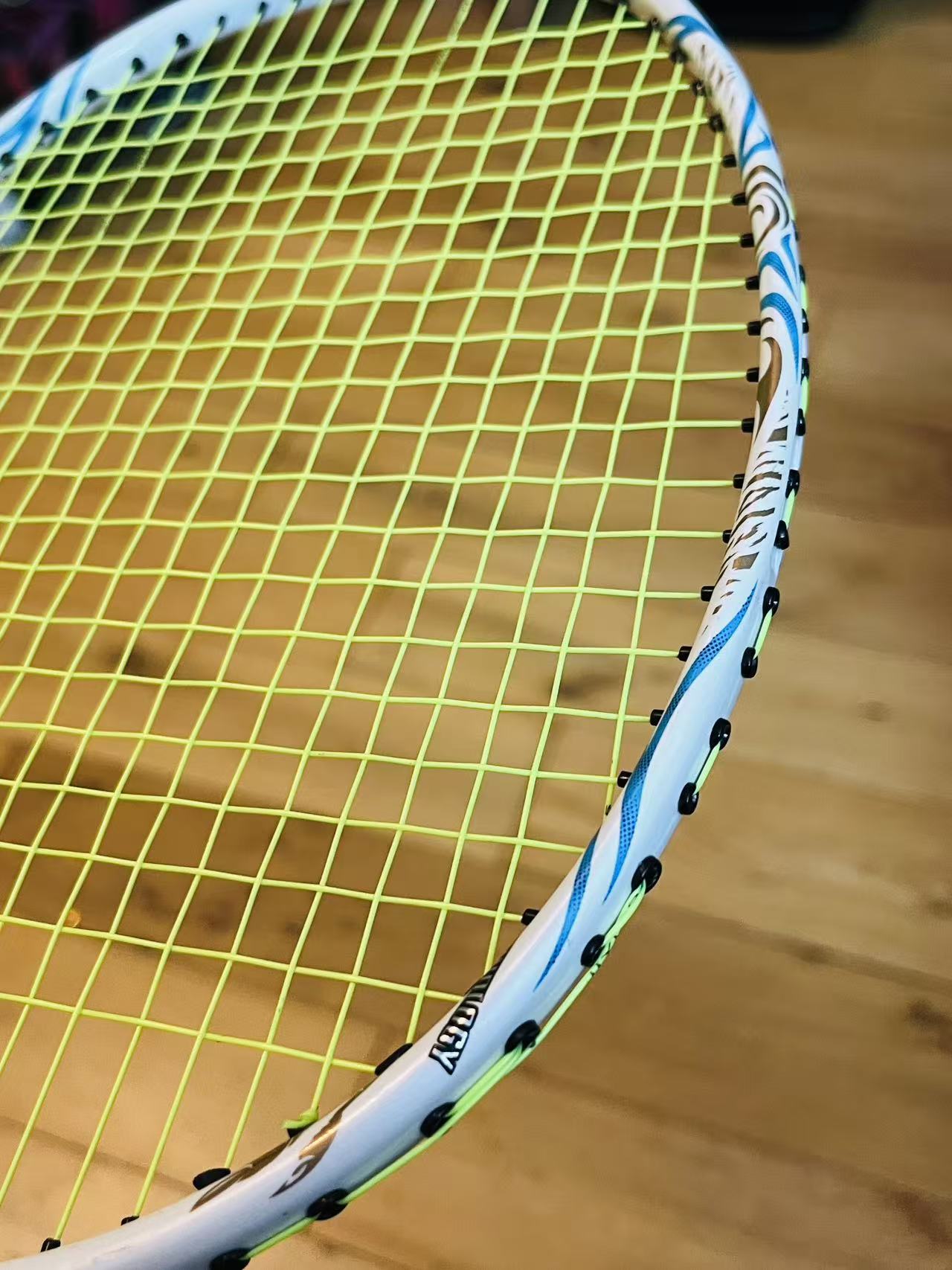 DIXING brand carbon fiber badminton racket strung 24 lbs