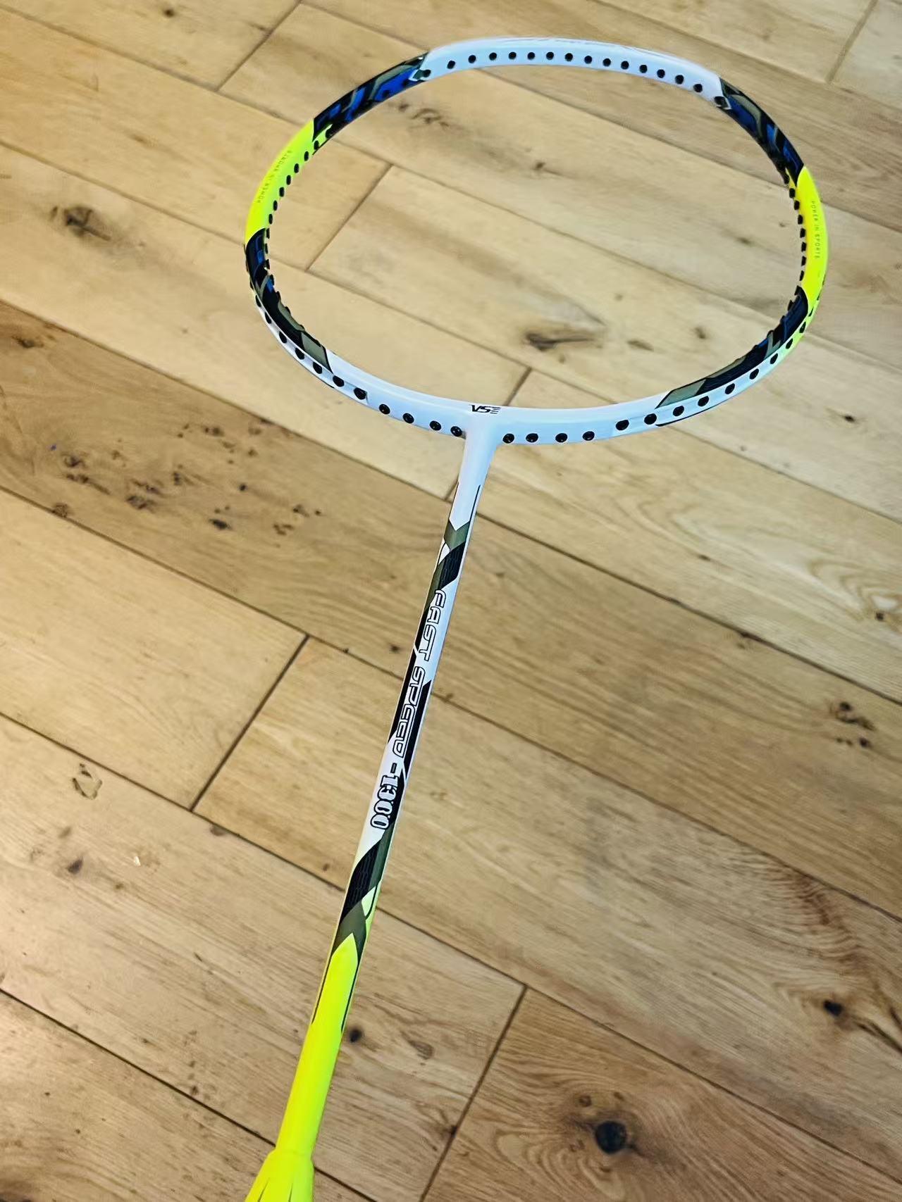 VS brand carbon fiber badminton racket free strung one time