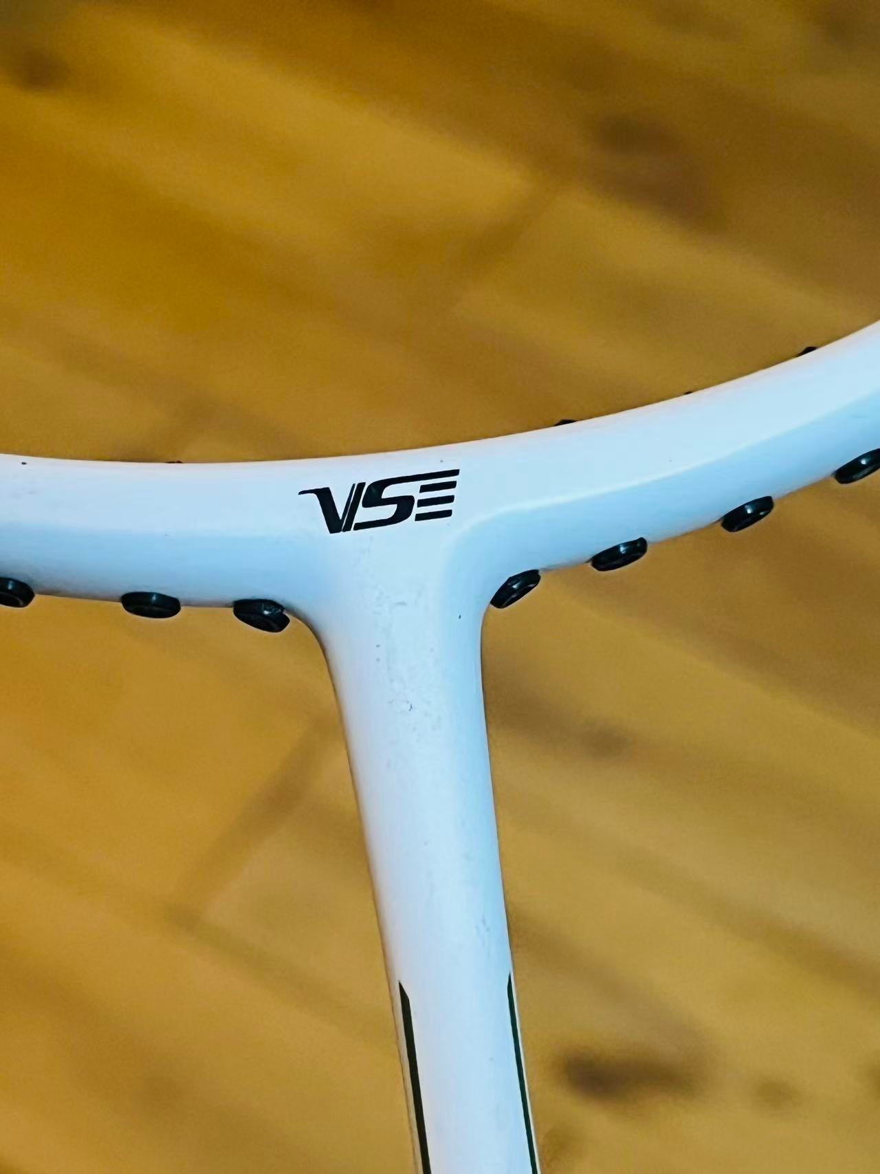 VS brand carbon fiber badminton racket free strung one time