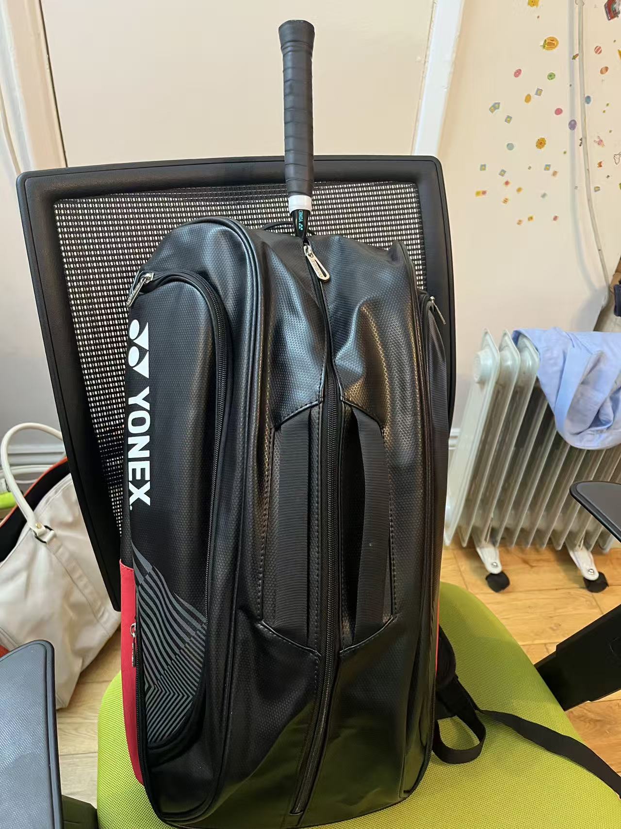 Used Yonex badminton fashion backpack, leather (holds 3 rackets)85%new