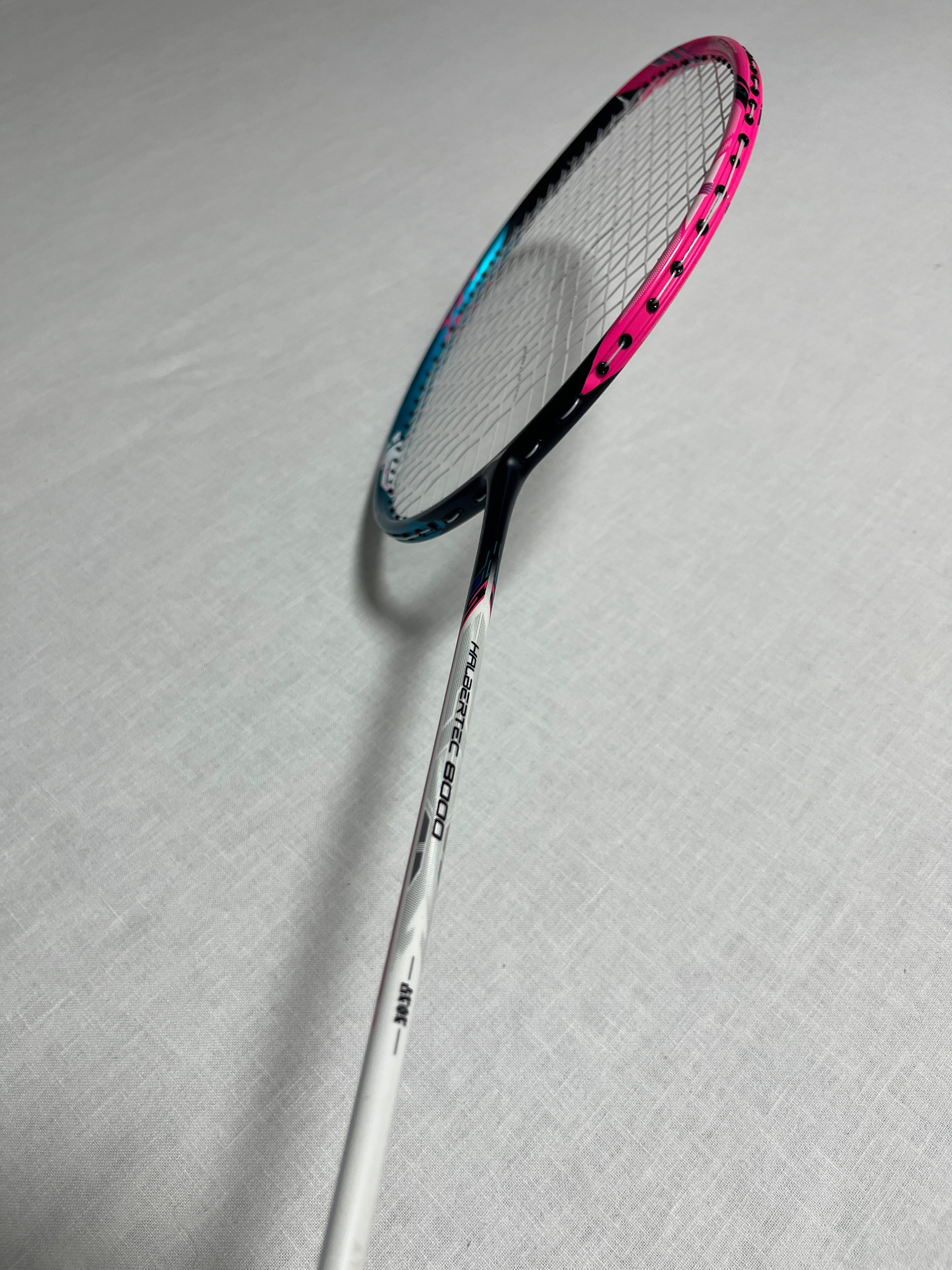 Li-Ning used Halbartec 8000  badminton racket 4U strung 26lbs