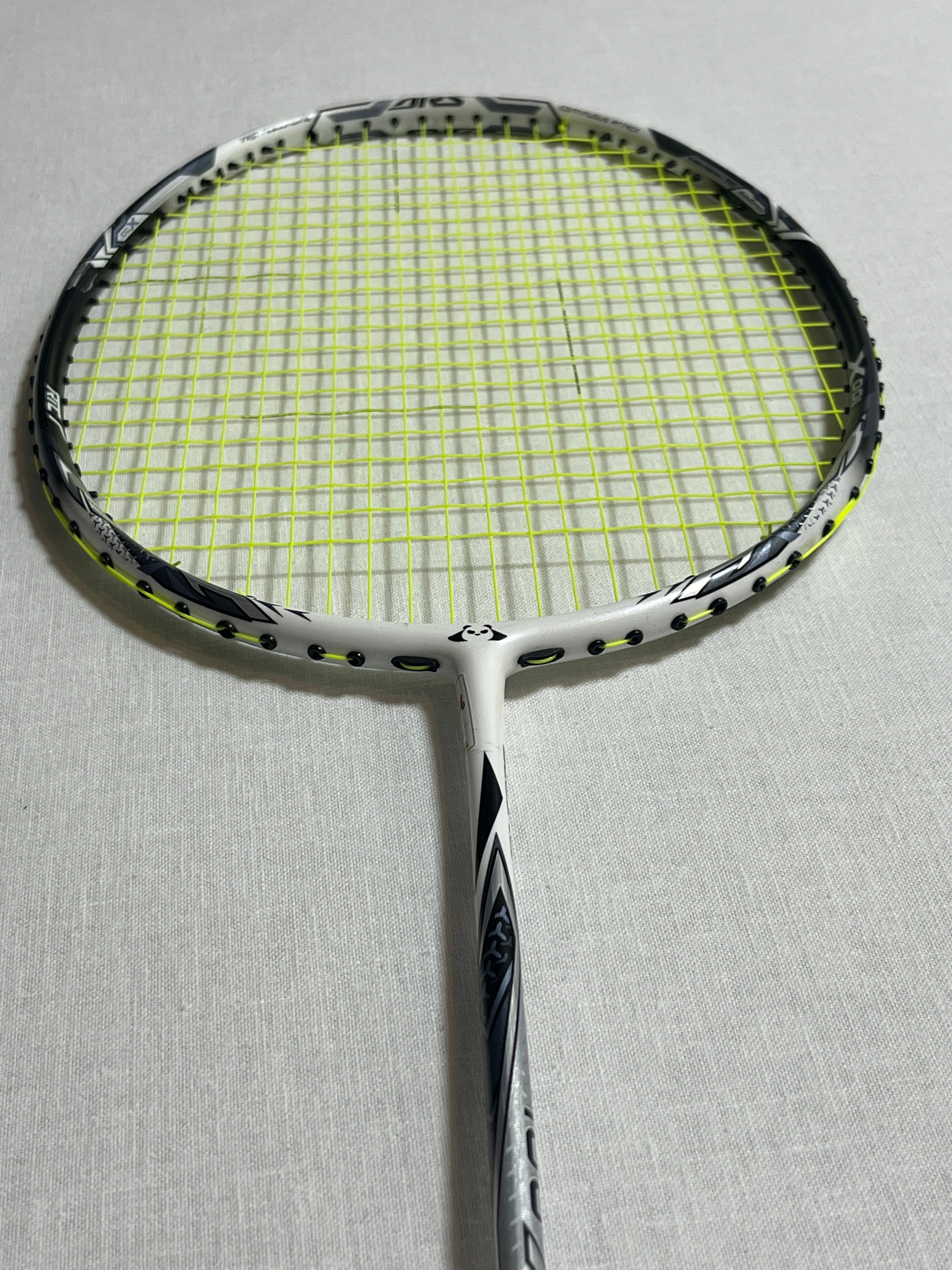 VICTOR AURASPEED 100X PANDA used badminton racket 4UG5 strung 26lbs