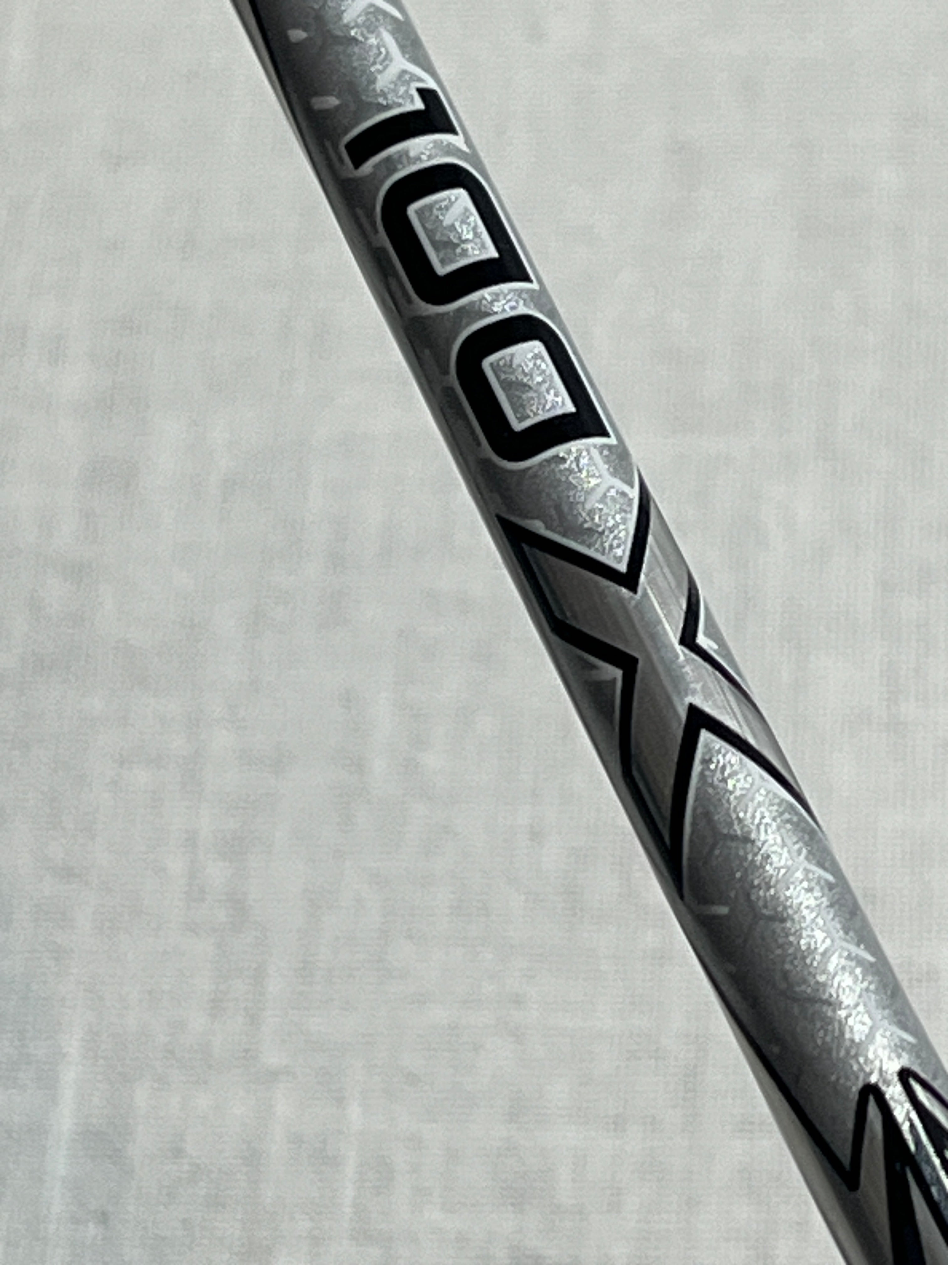 VICTOR AURASPEED 100X PANDA used badminton racket 4UG5 strung 26lbs