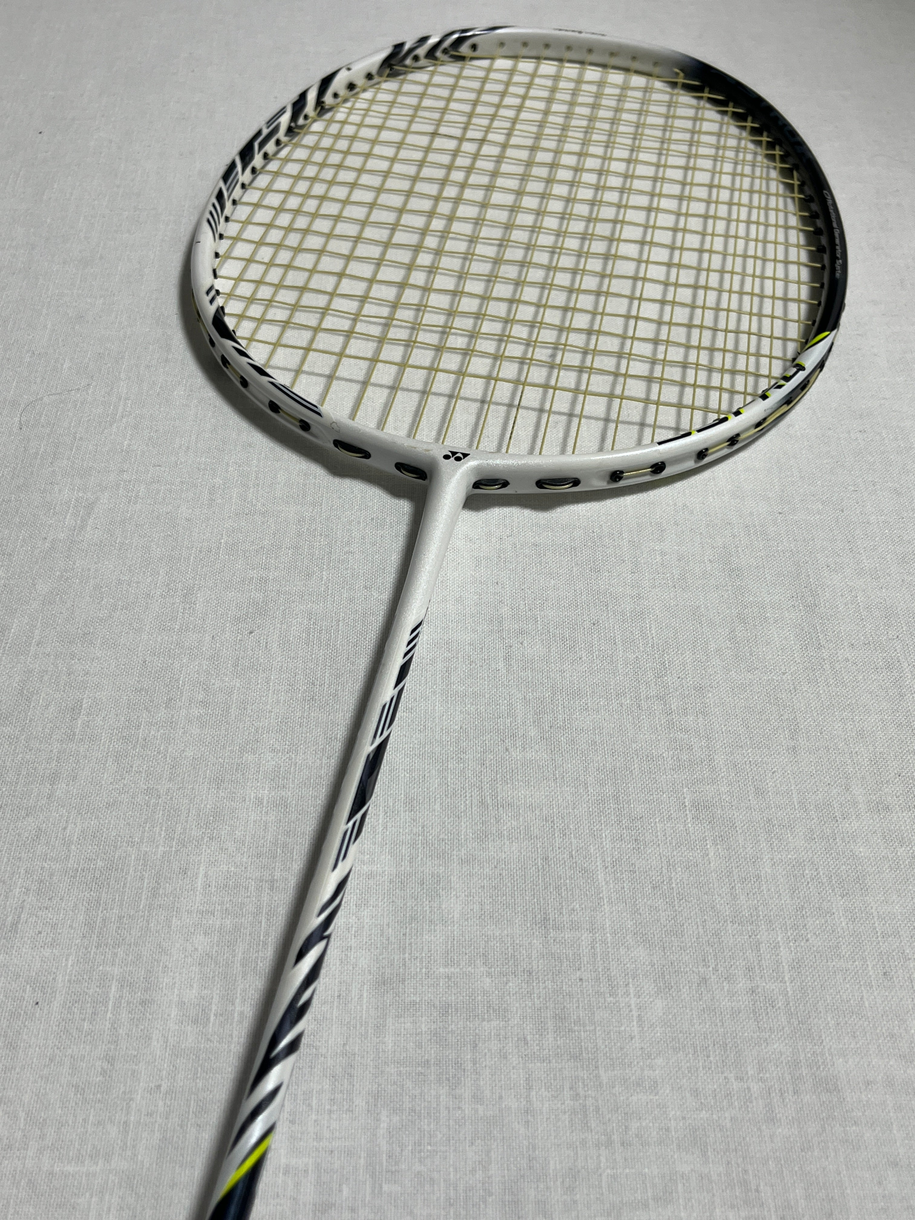 Yonex used Astrox 99pro whitetiger  badminton racket 4U strung 26lbs